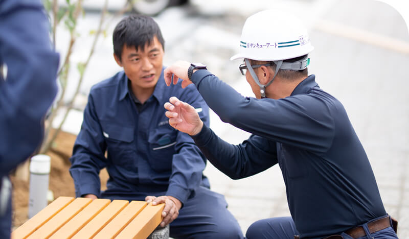 写真：エクステリア工事の様子